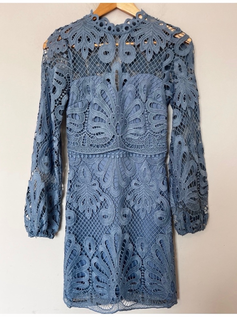 Lipsy London, Dusty Blue Lace Mini Dress | Size US 2 | Cruel Intentions PRIME - Picture 2 of 13